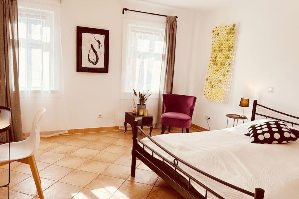 Kuenstler Ferienwohnung Am Weilburger Schloss, Marktplatz 9 Exterior foto